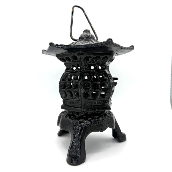 Vintage Cast Iron Pagoda Lantern Candle Holder Asian Decor Lantern - Picture 1 of 8